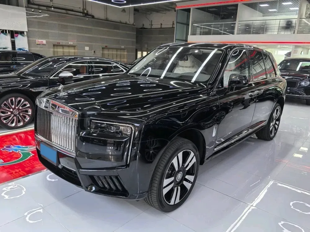 2025 Mansory Cullinan 6.7T 600HP V12 8AT,autocango,china used car exporter,china ev exporter,chinese used car exporter,chinese used ev exporter