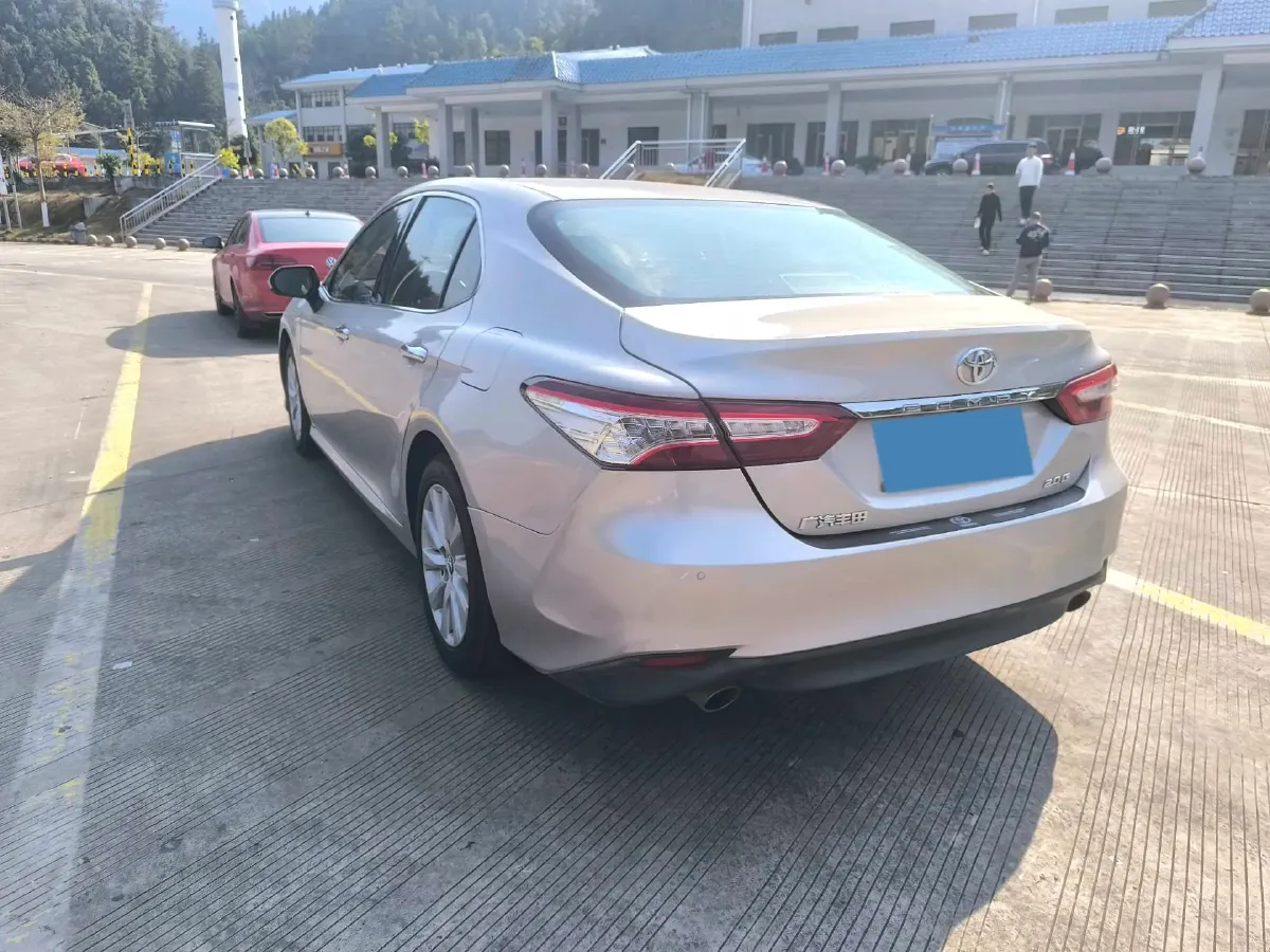 2019 Toyota Camry 2.0L 178HP L4 CVT,autocango,china used car exporter,china ev exporter,chinese used car exporter,chinese used ev exporter