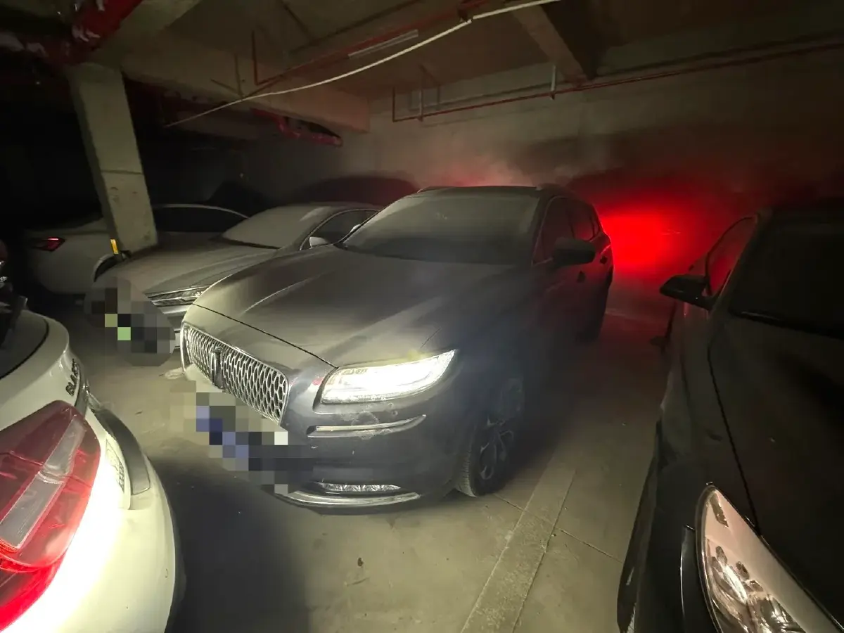 2021 Lincoln Nautilus 2.0T 245HP L4 8AT