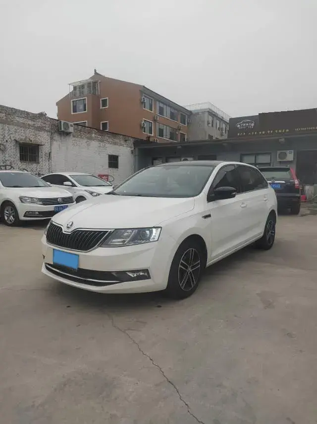 2018 Skoda Rapid Spaceback 1.6L 110HP L4 6AT