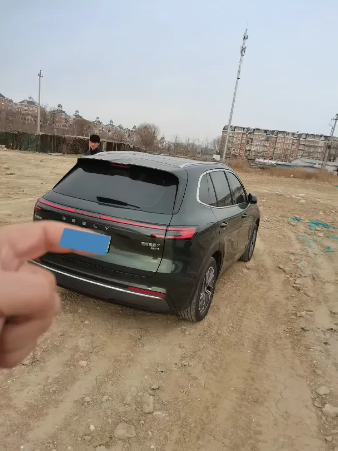 2025 LanDian E5 PLUS 1.5L 95HP L4 E-CVT PHEV 25KWH,autocango,china used car exporter,china ev exporter,chinese used car exporter,chinese used ev exporter