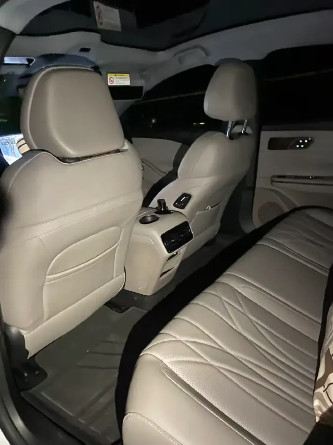 2025 Geely Galaxy Starshine 8 1.5L 112HP L4 1DHT PHEV,autocango,china used car exporter,china ev exporter,chinese used car exporter,chinese used ev exporter