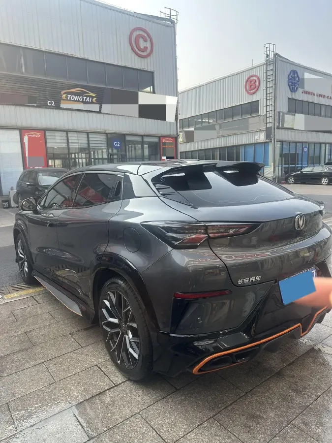 2022 ChangAn UNI-T 1.5T 188HP L4 7DCT,autocango,china used car exporter,china ev exporter,chinese used car exporter,chinese used ev exporter