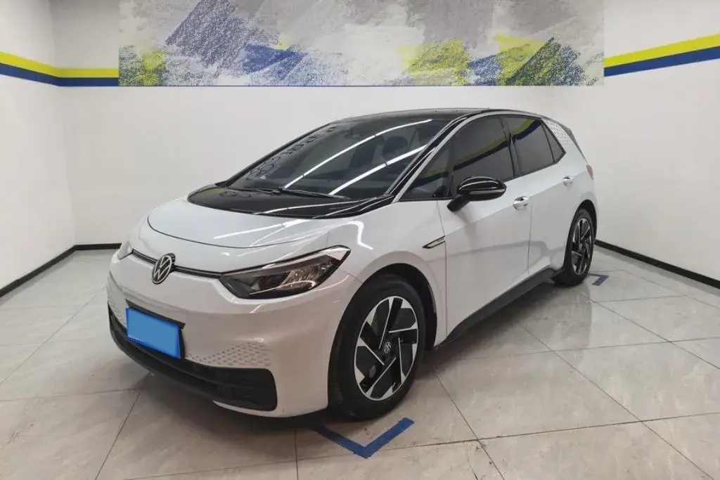 2023 Volkswagen ID.3 BEV 52.8KWH