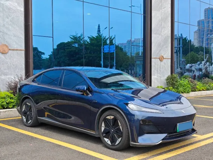 2022 DongFeng Forthing LingZhi EV BEV 68.4KWH,autocango,china used car exporter,china ev exporter,chinese used car exporter,chinese used ev exporter