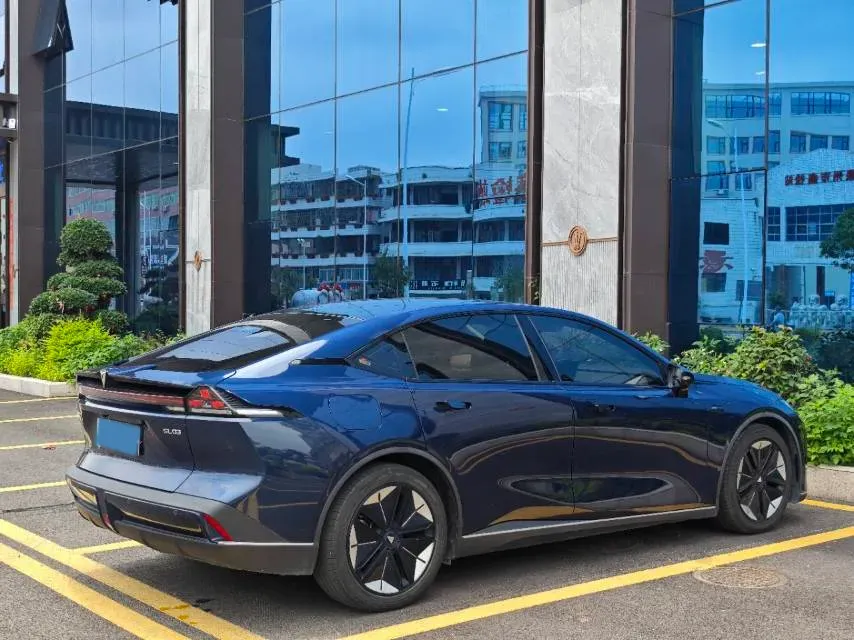 2022 DongFeng Forthing LingZhi EV BEV 68.4KWH,autocango,china used car exporter,china ev exporter,chinese used car exporter,chinese used ev exporter