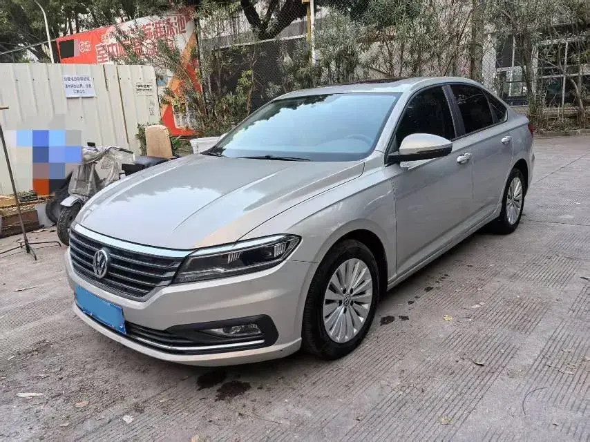 2019 Volkswagen Sagitar 1.2T 116HP L4 7DCT