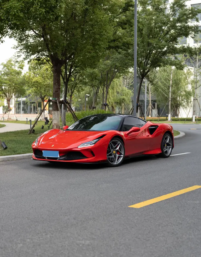 2019 Aston Martin DB11 5.2T 639HP V12 8AT