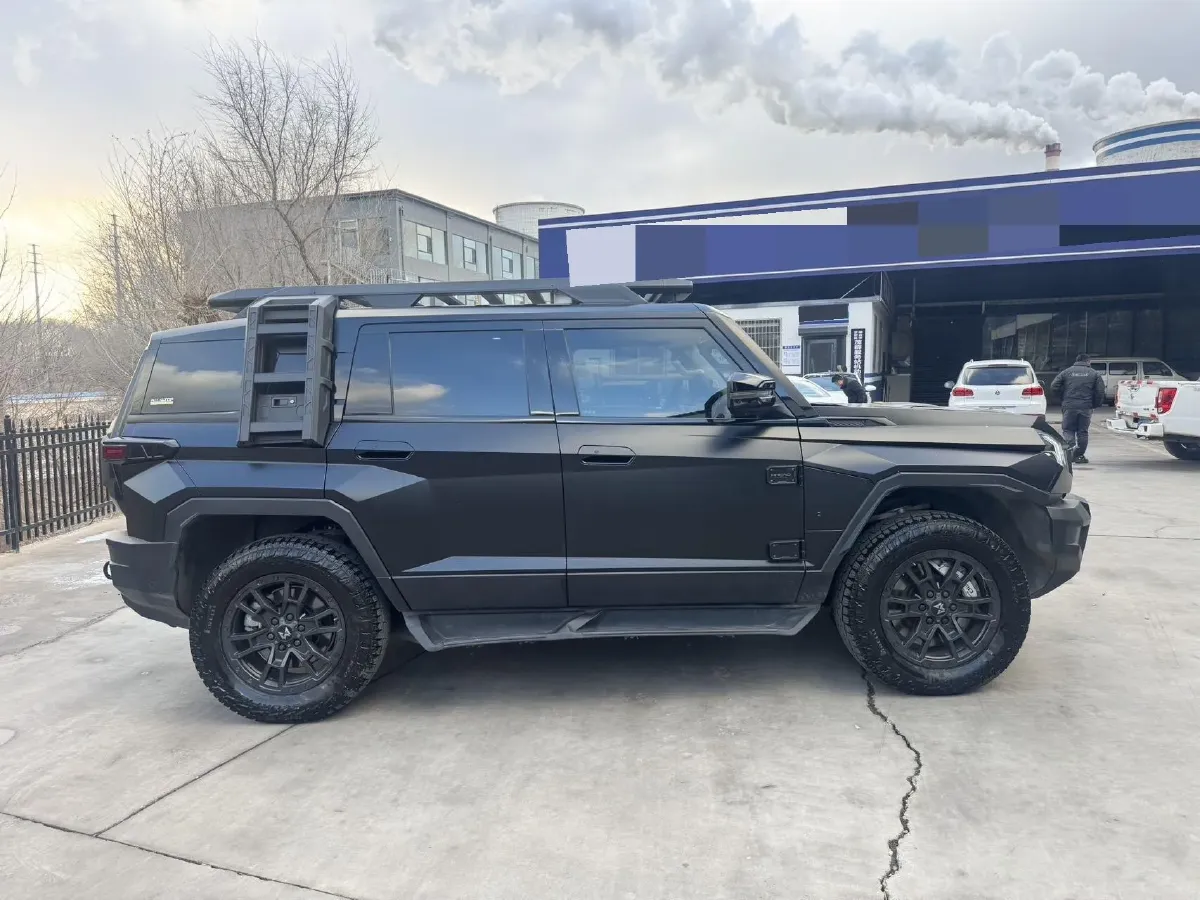 2023 M Hero 917 REEV 197HP 2AT REEV 65.8KWH,autocango,china used car exporter,china ev exporter,chinese used car exporter,chinese used ev exporter