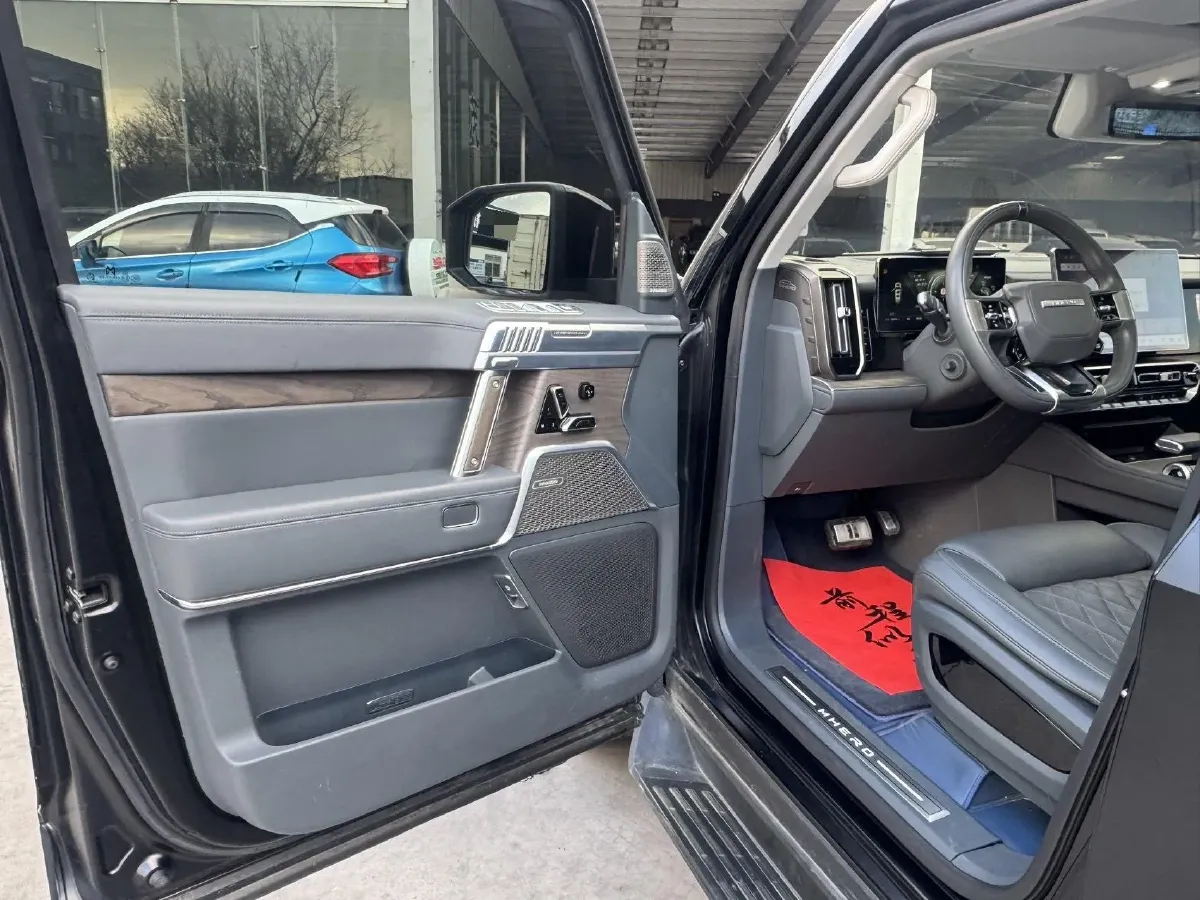 2023 M Hero 917 REEV 197HP 2AT REEV 65.8KWH,autocango,china used car exporter,china ev exporter,chinese used car exporter,chinese used ev exporter