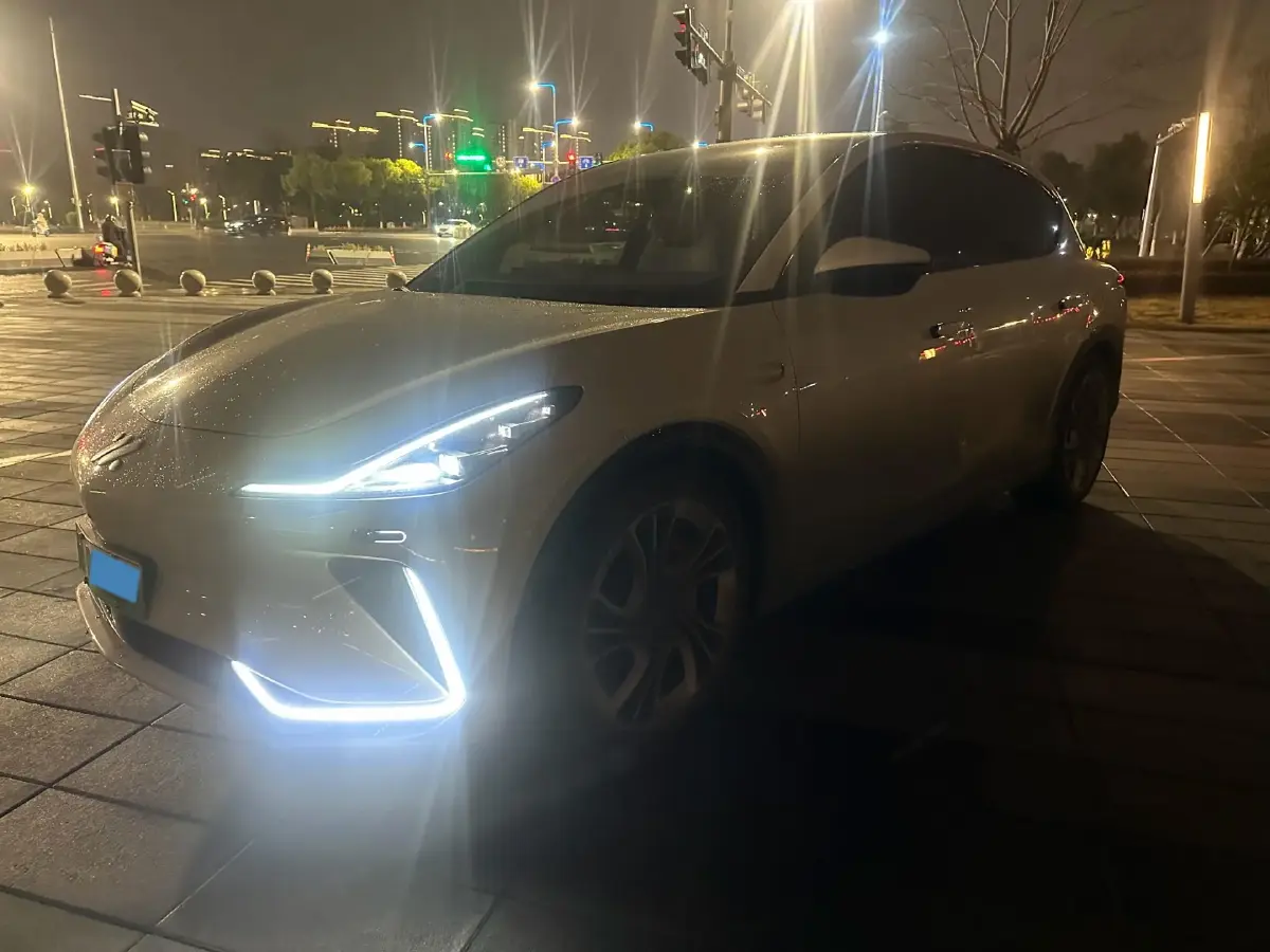 2023 IM LS7 BEV 100KWH