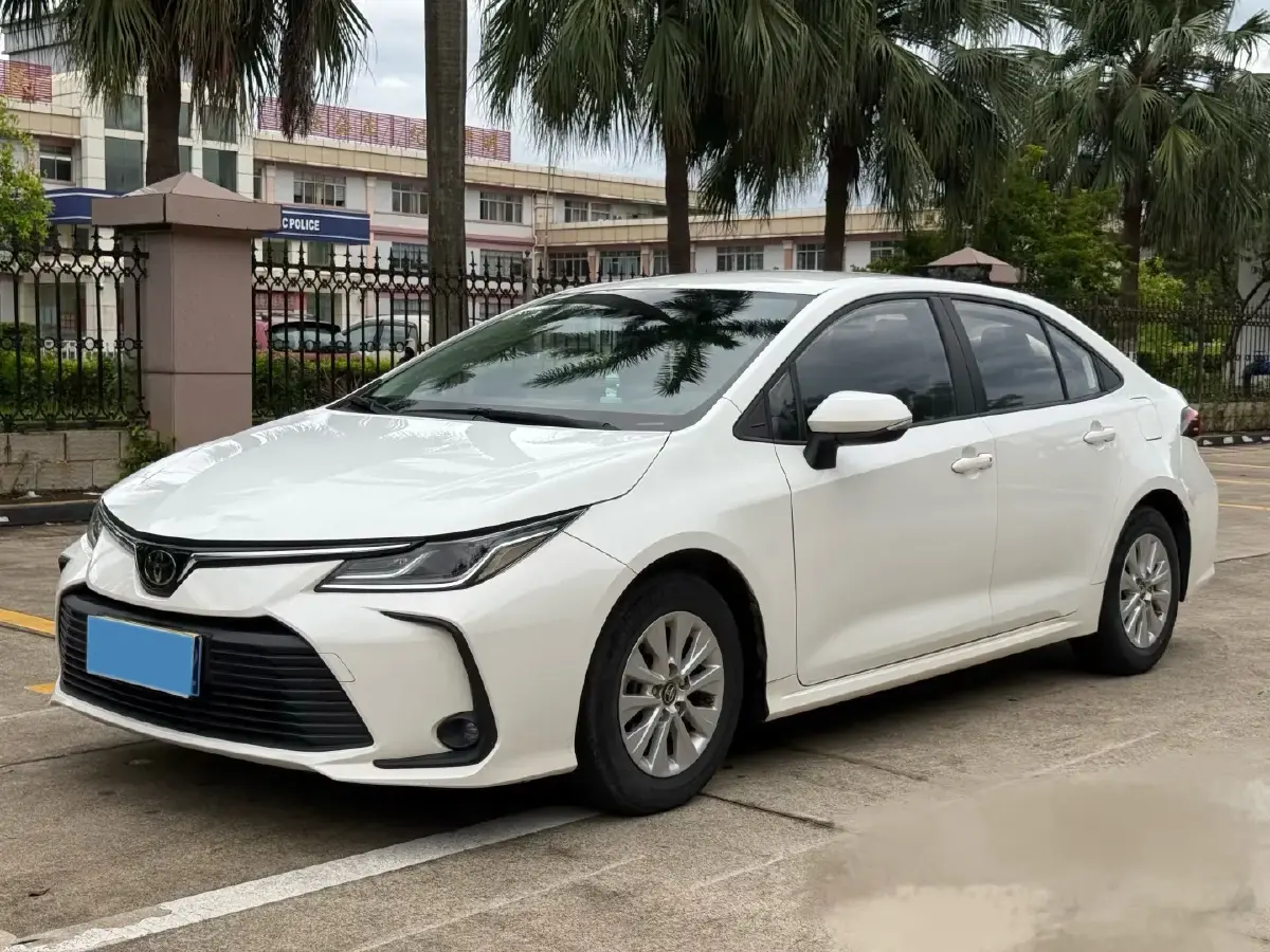 2022 Toyota Corolla 1.2T 116HP L4 CVT