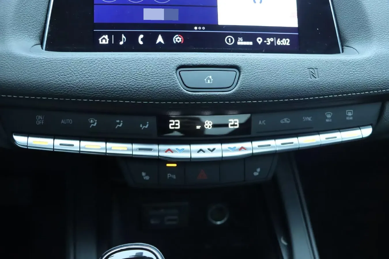 2020 Cadillac XT4 2.0T 241HP L4 9AT,autocango,china used car exporter,china ev exporter,chinese used car exporter,chinese used ev exporter