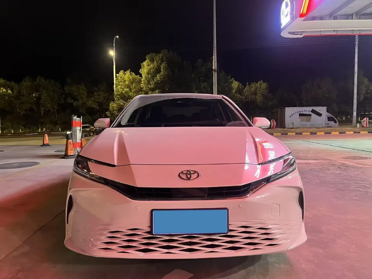 2024 Toyota Camry 2.0L 173HP L4 CVT,autocango,china used car exporter,china ev exporter,chinese used car exporter,chinese used ev exporter