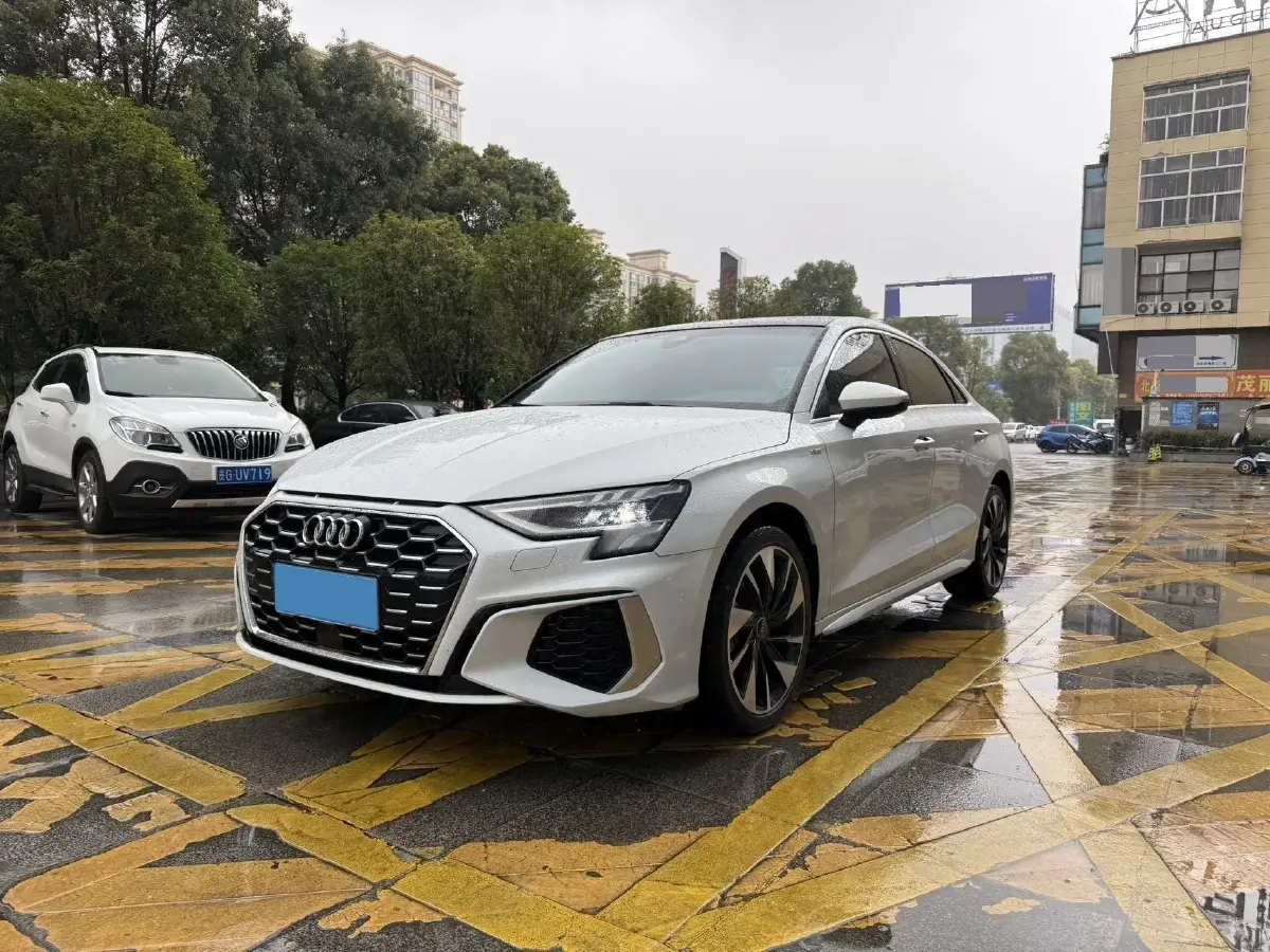 2022 Audi A3 1.4T 150HP L4 7DCT