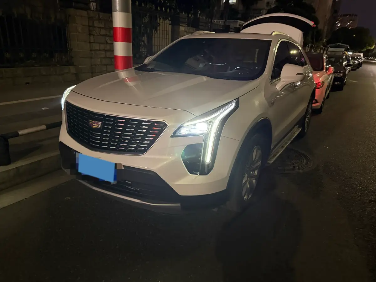 2021 Cadillac XT4 2.0T 237HP L4 9AT