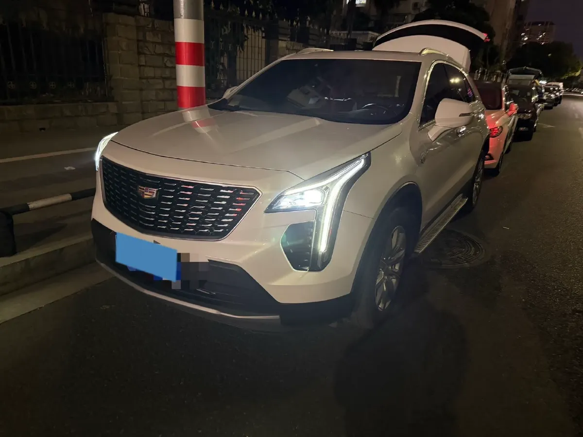 2021 Cadillac XT4 2.0T 237HP L4 9AT,autocango,china used car exporter,china ev exporter,chinese used car exporter,chinese used ev exporter
