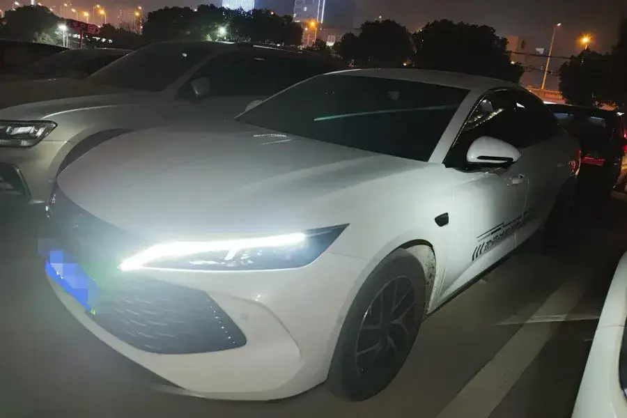 2025 BYD QinL 1.5L 101HP L4 E-CVT PHEV 15.87KWH