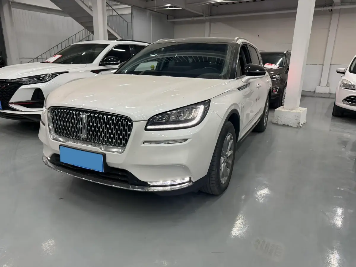 2020 Lincoln Corsair 2.0T 245HP L4 8AT