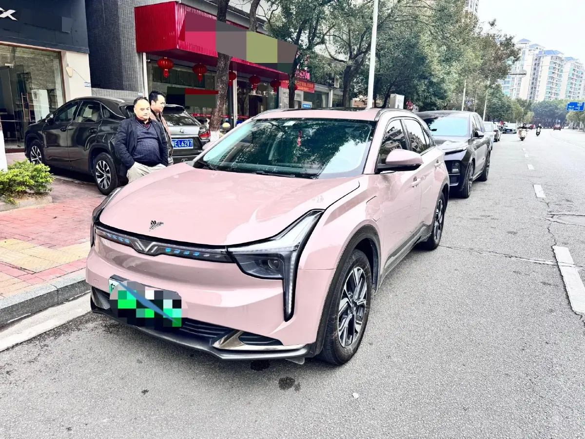 2022 Venucia Grand V 1.5T 190HP L4 7DCT