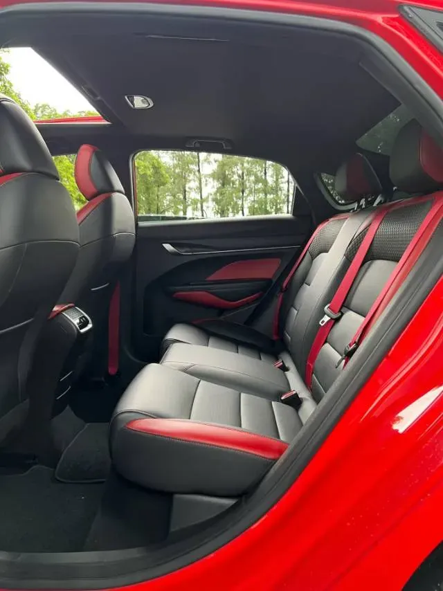 2021 Geely Binray 1.4T 141HP L4 CVT,autocango,china used car exporter,china ev exporter,chinese used car exporter,chinese used ev exporter