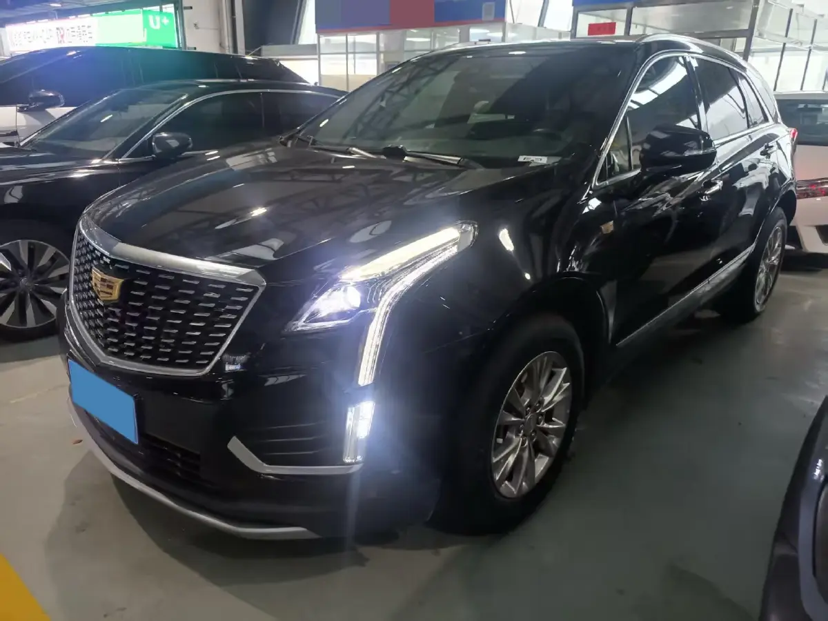 2021 Cadillac XT5 2.0T 237HP L4 9AT