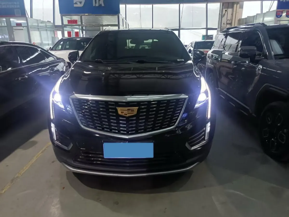 2021 Cadillac XT5 2.0T 237HP L4 9AT,autocango,china used car exporter,china ev exporter,chinese used car exporter,chinese used ev exporter