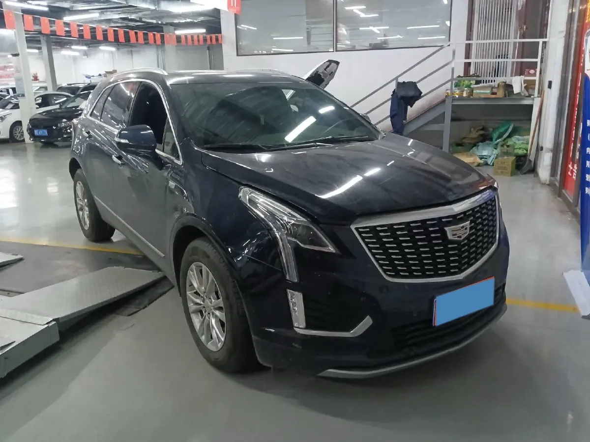 2022 Cadillac XT5 2.0T 237HP L4 9AT,autocango,china used car exporter,china ev exporter,chinese used car exporter,chinese used ev exporter