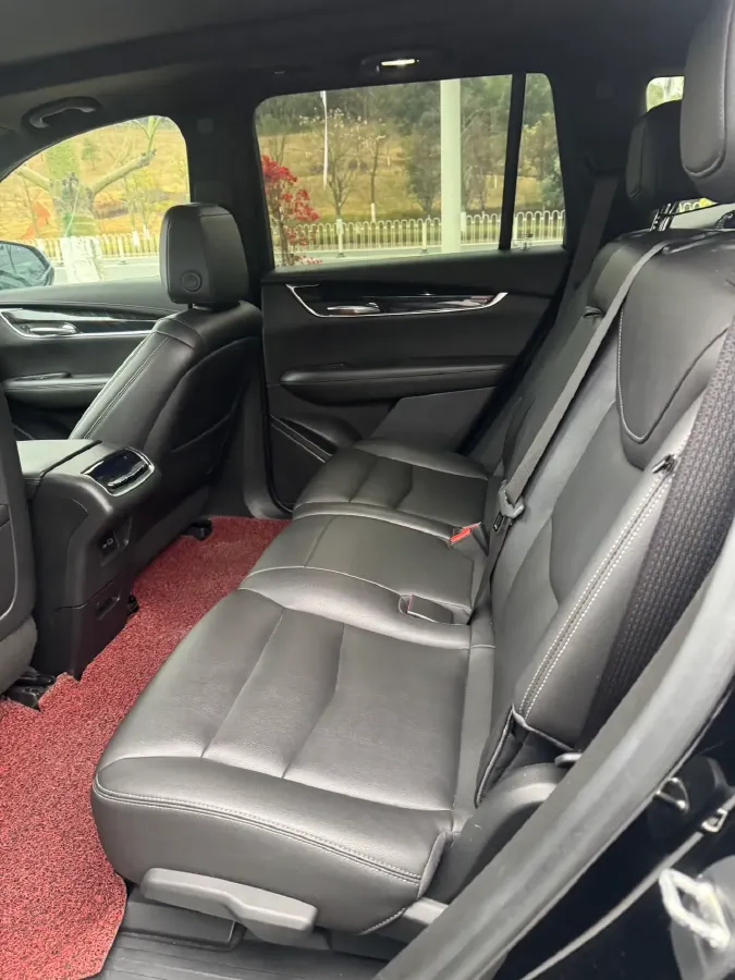 2021 Cadillac XT6 2.0T 237HP L4 9AT,autocango,china used car exporter,china ev exporter,chinese used car exporter,chinese used ev exporter