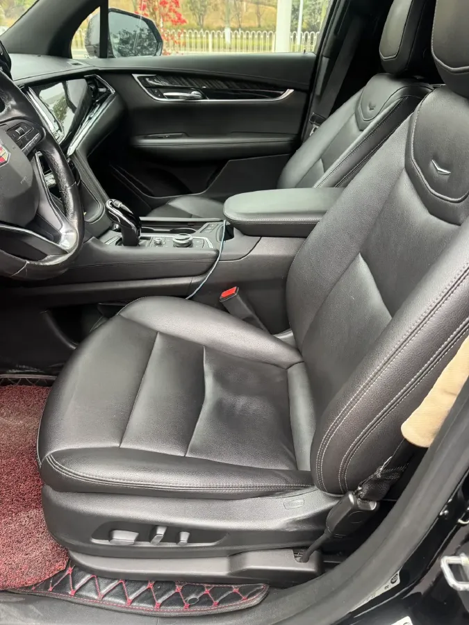 2021 Cadillac XT6 2.0T 237HP L4 9AT,autocango,china used car exporter,china ev exporter,chinese used car exporter,chinese used ev exporter