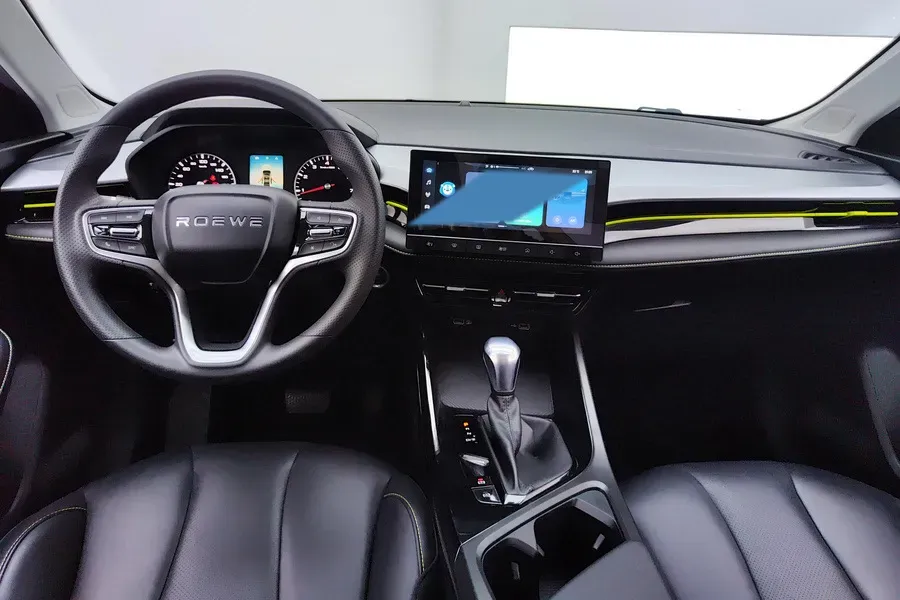 2021 Roewe i5 1.5L 120HP L4 CVT,autocango,china used car exporter,china ev exporter,chinese used car exporter,chinese used ev exporter