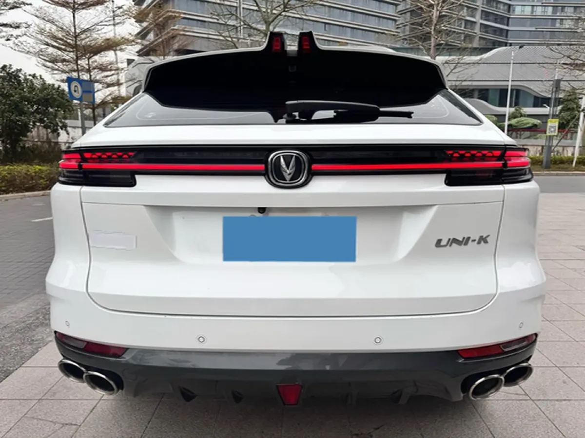 2021 ChangAn UNI-K 2.0T 233HP L4 8AT,autocango,china used car exporter,china ev exporter,chinese used car exporter,chinese used ev exporter