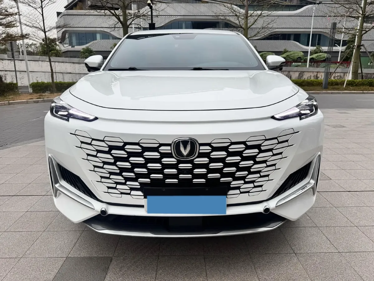 2021 ChangAn UNI-K 2.0T 233HP L4 8AT,autocango,china used car exporter,china ev exporter,chinese used car exporter,chinese used ev exporter