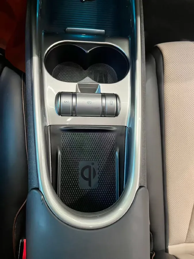 2023 BYD Dolphin BEV 44.928KWH,autocango,china used car exporter,china ev exporter,chinese used car exporter,chinese used ev exporter