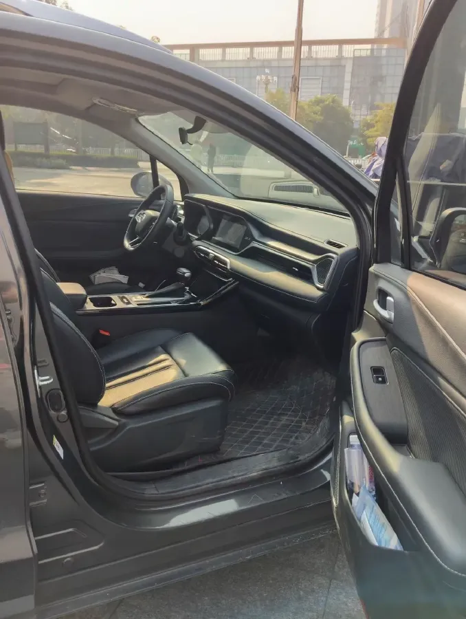 2022 GAC Trumpchi GS4 1.5T 169HP L4 6AT,autocango,china used car exporter,china ev exporter,chinese used car exporter,chinese used ev exporter