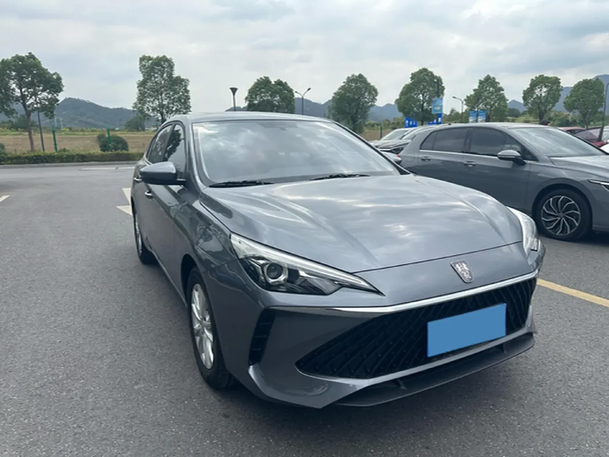 2023 Roewe i5 1.5L 129HP L4 CVT,autocango,china used car exporter,china ev exporter,chinese used car exporter,chinese used ev exporter