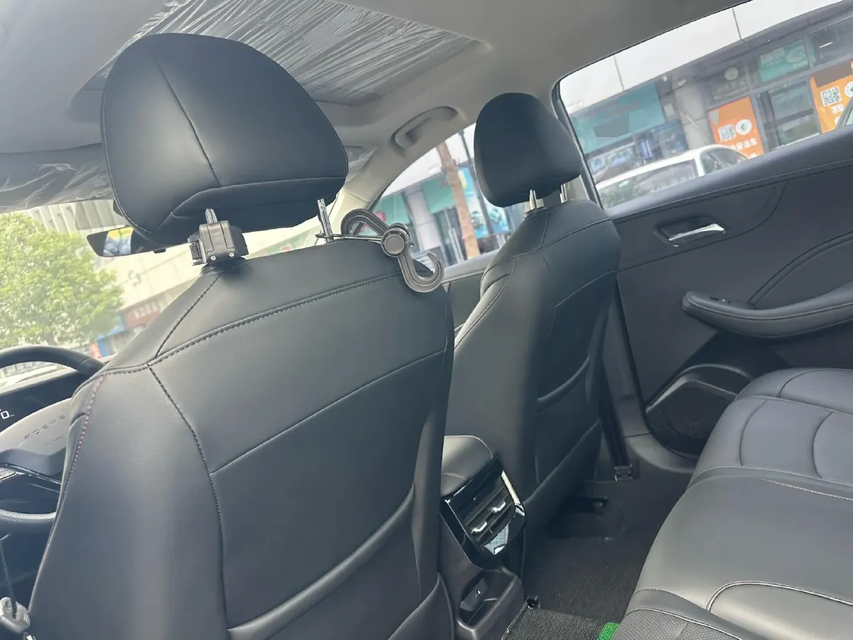 2023 Roewe i5 1.5L 129HP L4 CVT,autocango,china used car exporter,china ev exporter,chinese used car exporter,chinese used ev exporter