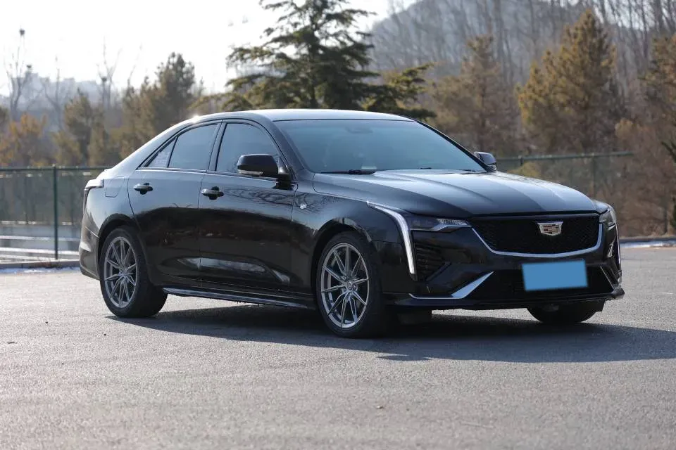 2021 Cadillac CT4 2.0T 237HP L4 8AT,autocango,china used car exporter,china ev exporter,chinese used car exporter,chinese used ev exporter