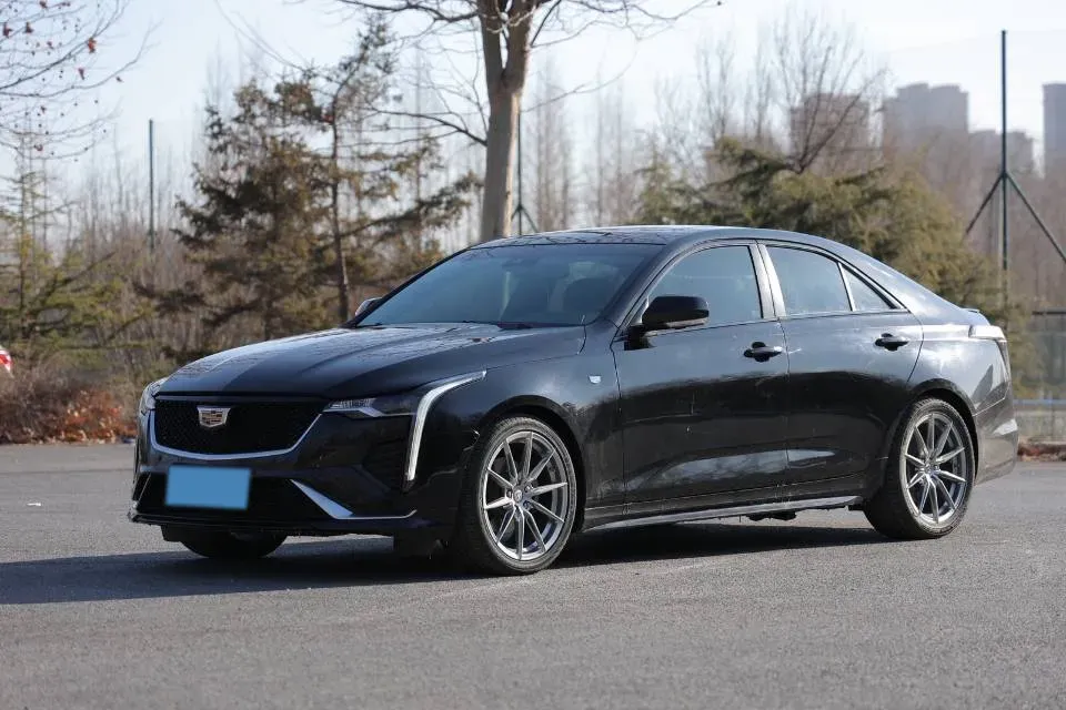 2021 Cadillac CT4 2.0T 237HP L4 8AT,autocango,china used car exporter,china ev exporter,chinese used car exporter,chinese used ev exporter