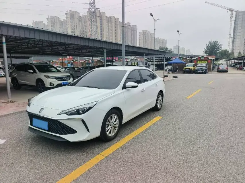 2023 Roewe i5 1.5L 129HP L4 5MT