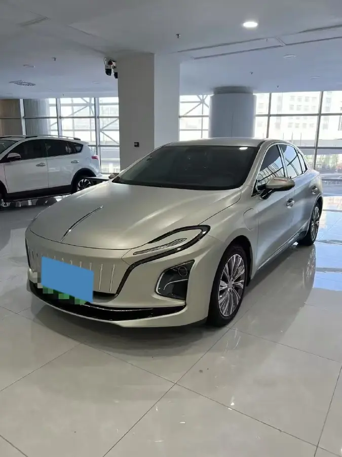 2024 HongQi E-QM5 BEV 72KWH