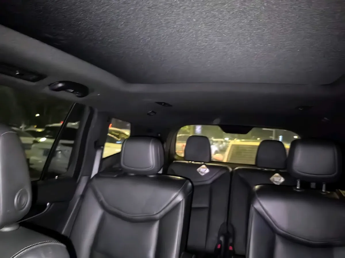 2021 Cadillac XT6 2.0T 237HP L4 9AT,autocango,china used car exporter,china ev exporter,chinese used car exporter,chinese used ev exporter