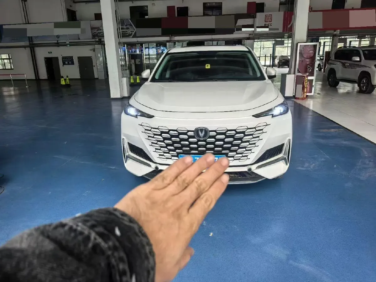 2021 ChangAn UNI-K 2.0T 233HP L4 8AT,autocango,china used car exporter,china ev exporter,chinese used car exporter,chinese used ev exporter