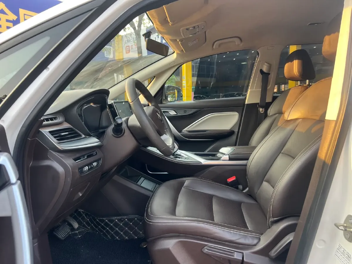 2021 Livan Maple 80v BEV 53KWH,autocango,china used car exporter,china ev exporter,chinese used car exporter,chinese used ev exporter