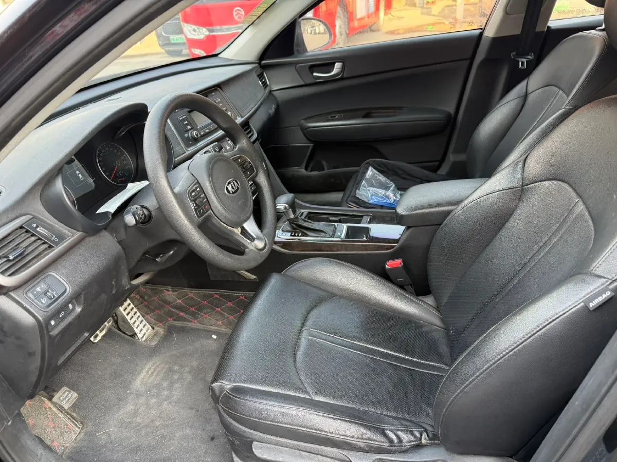 2016 Kia K5 2.0L 161HP L4 6AT,autocango,china used car exporter,china ev exporter,chinese used car exporter,chinese used ev exporter