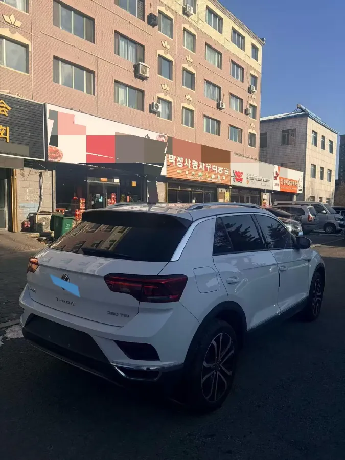 2022 Volkswagen T-Roc 1.4T 150HP L4 7DCT,autocango,china used car exporter,china ev exporter,chinese used car exporter,chinese used ev exporter