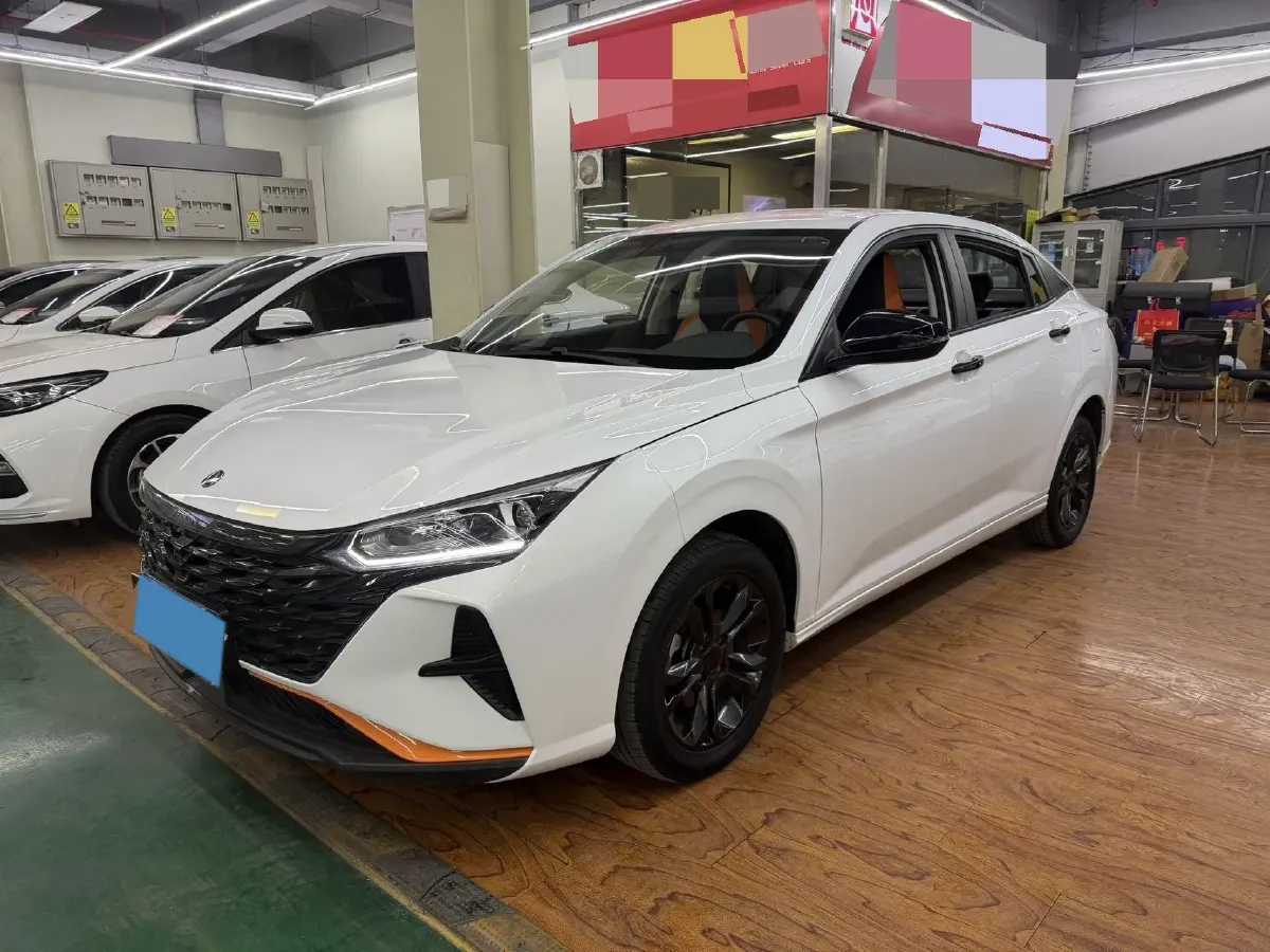 2023 DongFeng Aeolus YiXuan 1.5L 125HP L4 6DCT,autocango,china used car exporter,china ev exporter,chinese used car exporter,chinese used ev exporter