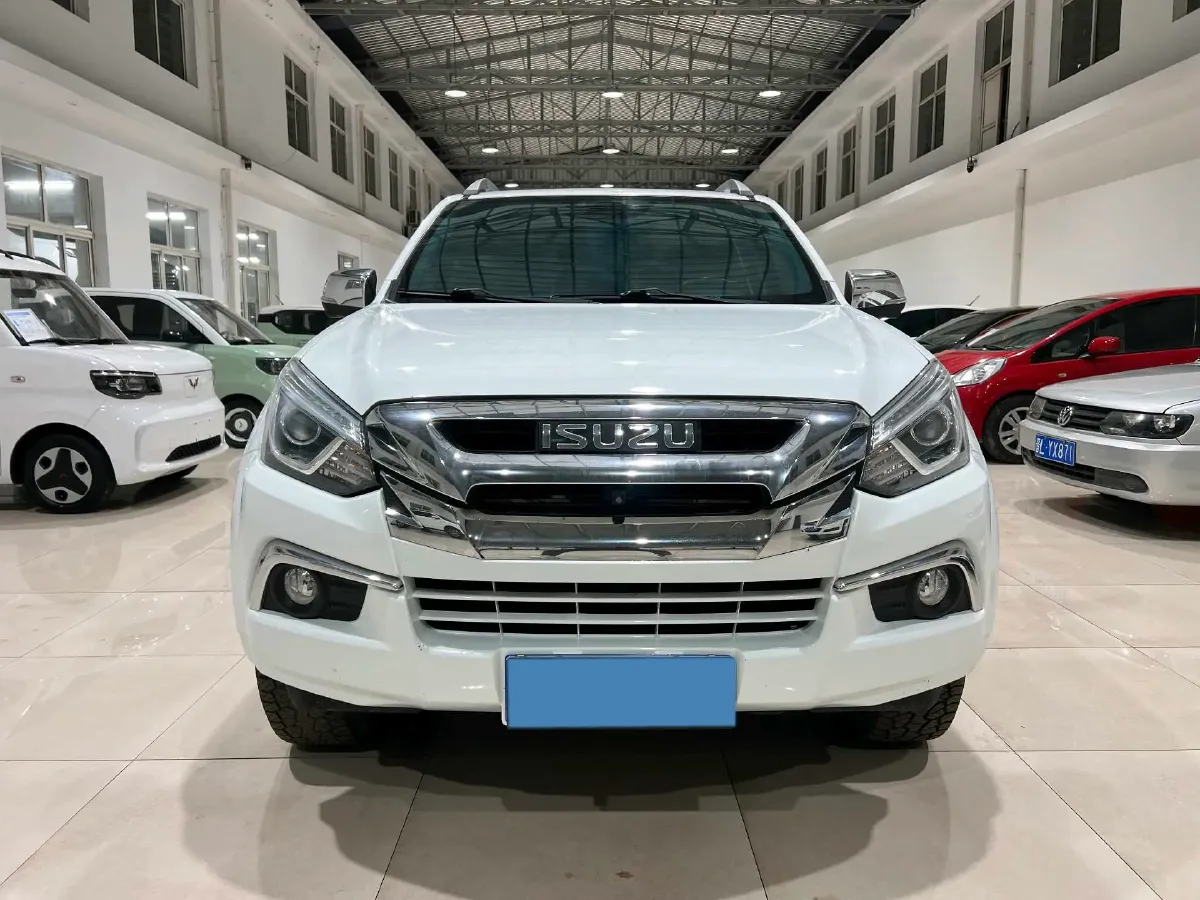 2020 Mitsubishi Outlander 2.4L 192HP L4 CVT,autocango,china used car exporter,china ev exporter,chinese used car exporter,chinese used ev exporter