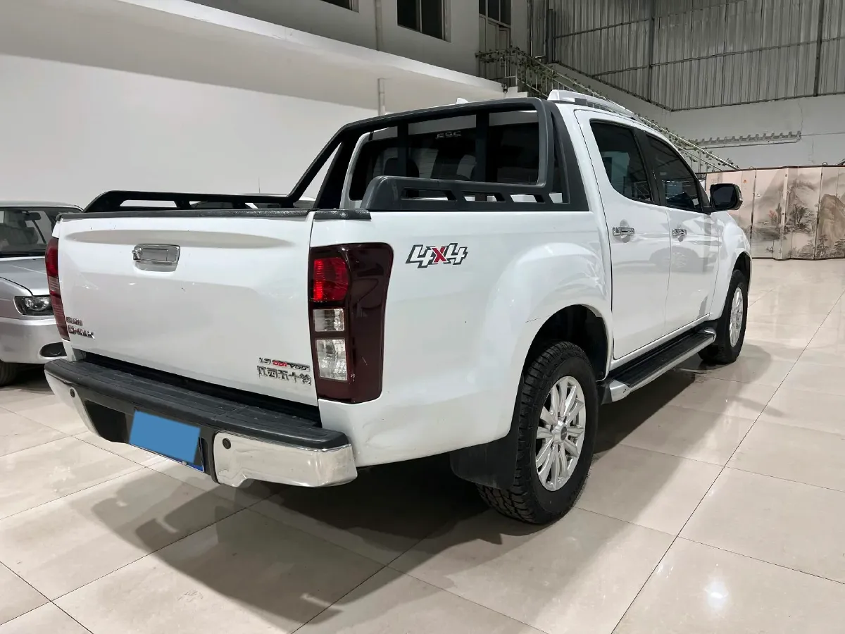 2020 Mitsubishi Outlander 2.4L 192HP L4 CVT,autocango,china used car exporter,china ev exporter,chinese used car exporter,chinese used ev exporter