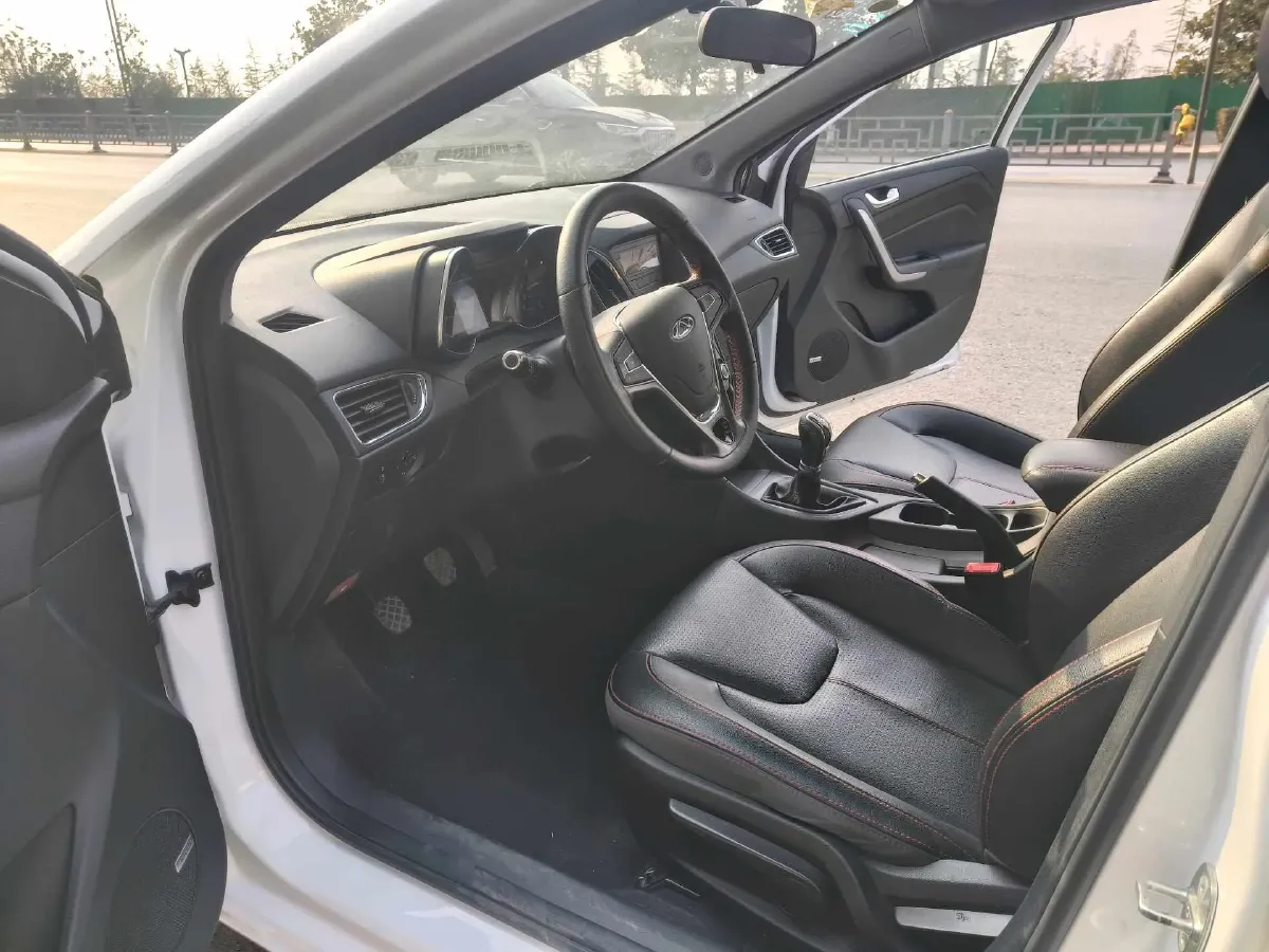 2017 Chery Arrizo 5 1.5L 116HP L4 5MT,autocango,china used car exporter,china ev exporter,chinese used car exporter,chinese used ev exporter